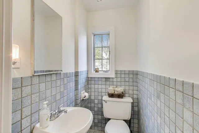 $579,900 | 4665 West Peterson Avenue, Chicago, IL 60646