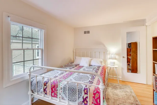 $579,900 | 4665 West Peterson Avenue, Chicago, IL 60646