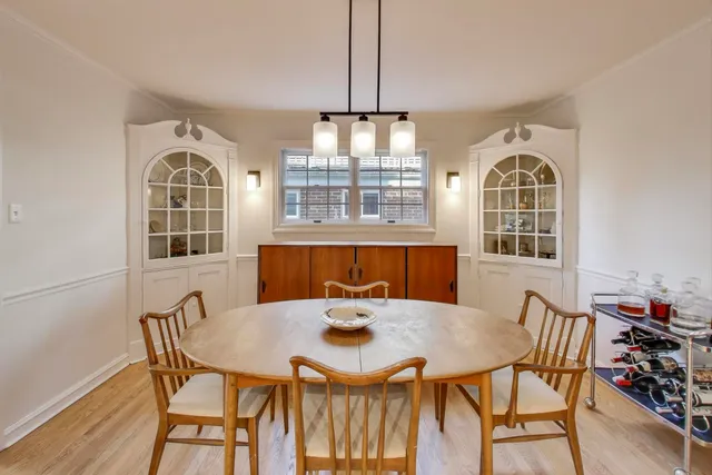 $579,900 | 4665 West Peterson Avenue, Chicago, IL 60646