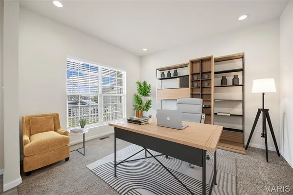 $845,000 | 1024 Miremont Drive, Ballwin, MO 63011