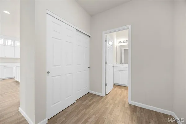 $845,000 | 1024 Miremont Drive, Ballwin, MO 63011