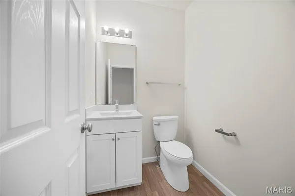 $845,000 | 1024 Miremont Drive, Ballwin, MO 63011