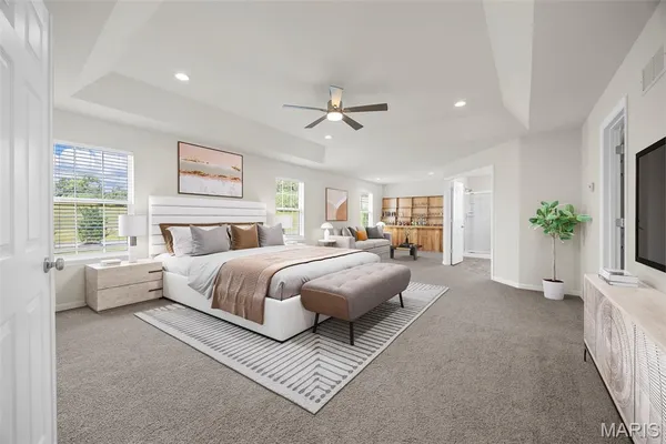 $845,000 | 1024 Miremont Drive, Ballwin, MO 63011