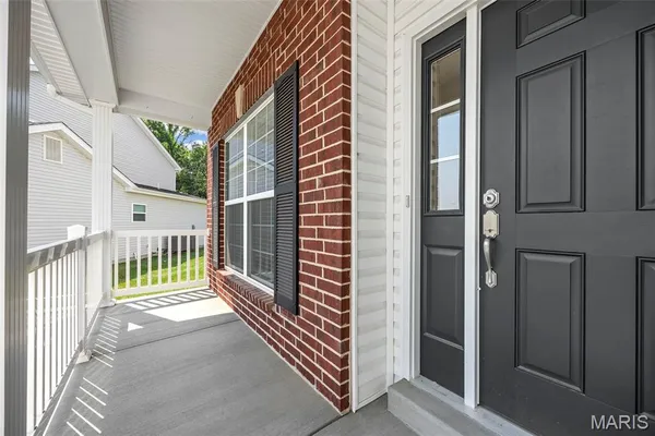 $845,000 | 1024 Miremont Drive, Ballwin, MO 63011