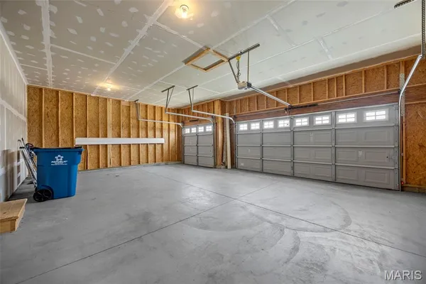 $845,000 | 1024 Miremont Drive, Ballwin, MO 63011