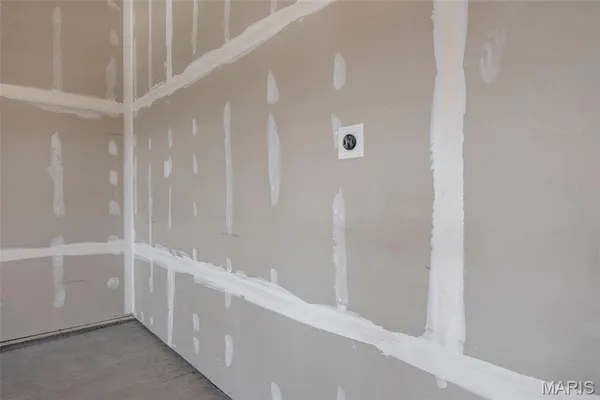 $845,000 | 1024 Miremont Drive, Ballwin, MO 63011