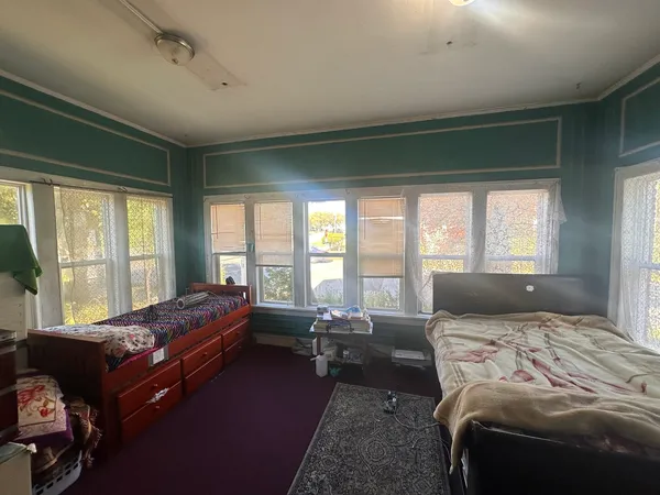 $399,000 | 256 West Downer Place, Aurora, IL 60506