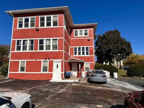 $399,000 | 256 West Downer Place, Aurora, IL 60506