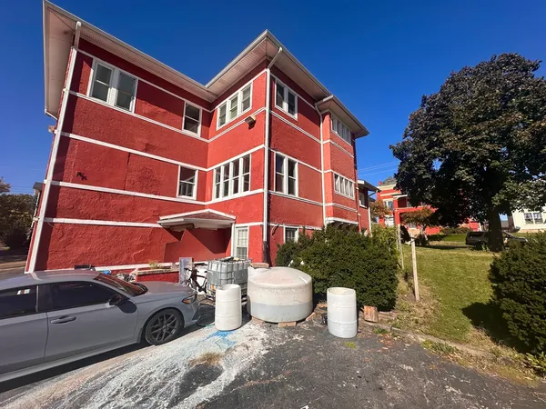 $399,000 | 256 West Downer Place, Aurora, IL 60506