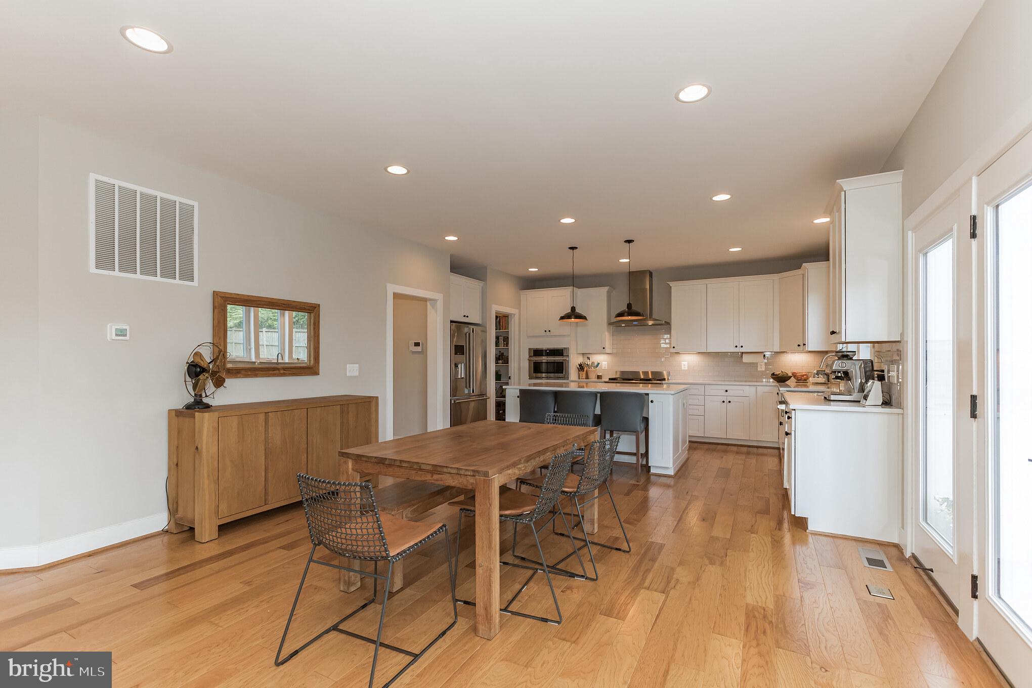 7204 Gordons Road Falls Church, VA 22043 - Photo 9 of 29