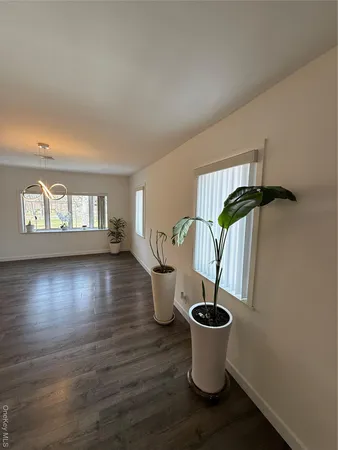 $4,500 | 1090 Pelham Parkway South | Pelham Parkway
