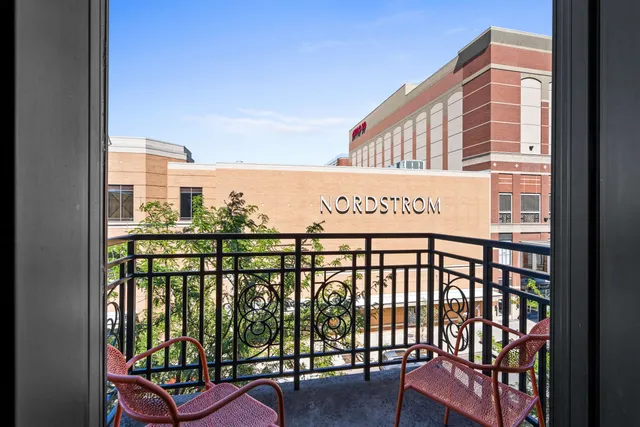 $1,100,000 | 809 West Main Avenue, Unit 304, Spokane, WA 99201