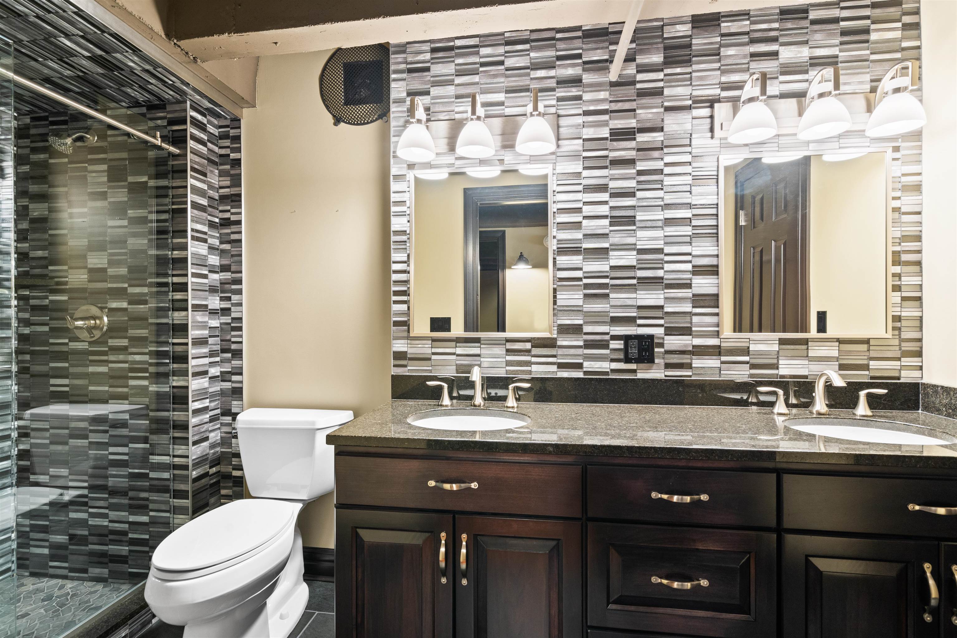 809 West Main Avenue, Unit 304 Spokane, WA 99201 - Photo 38 of 50