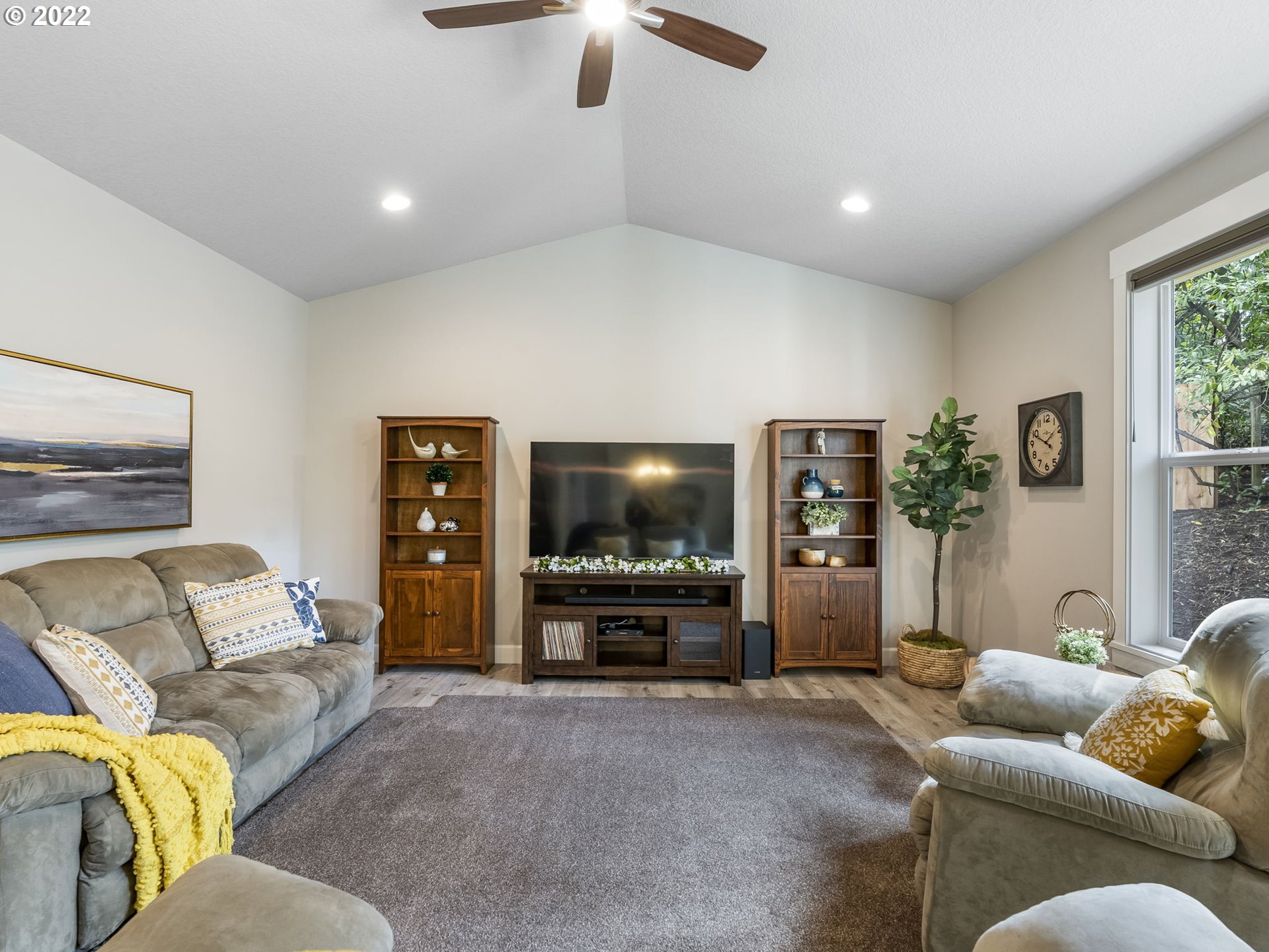 355 Military Road Kalama, WA 98625 - Photo 5 of 32 Gallery Image 5