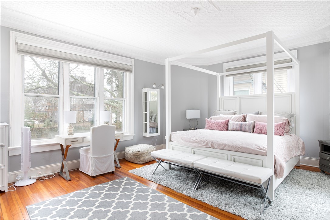 569 Spring Street, Unit 2 Newport, RI 02840 - Photo 14 of 29