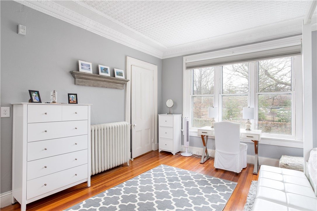 569 Spring Street, Unit 2 Newport, RI 02840 - Photo 21 of 29