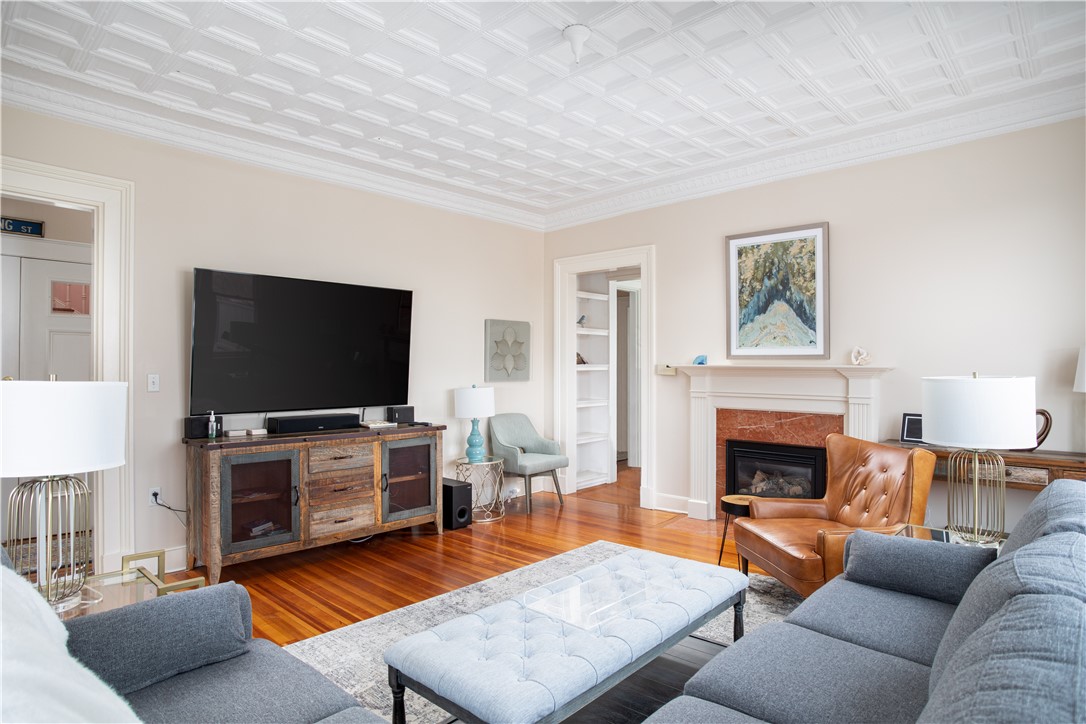 569 Spring Street, Unit 2 Newport, RI 02840 - Photo 6 of 29