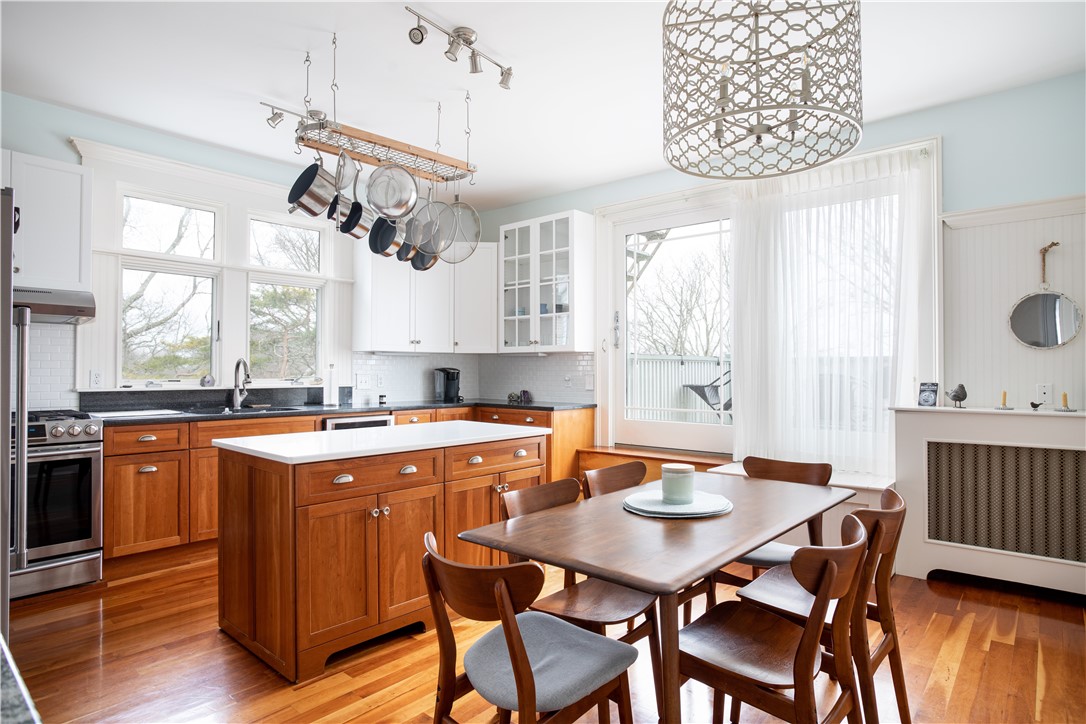 569 Spring Street, Unit 2 Newport, RI 02840 - Photo 8 of 29