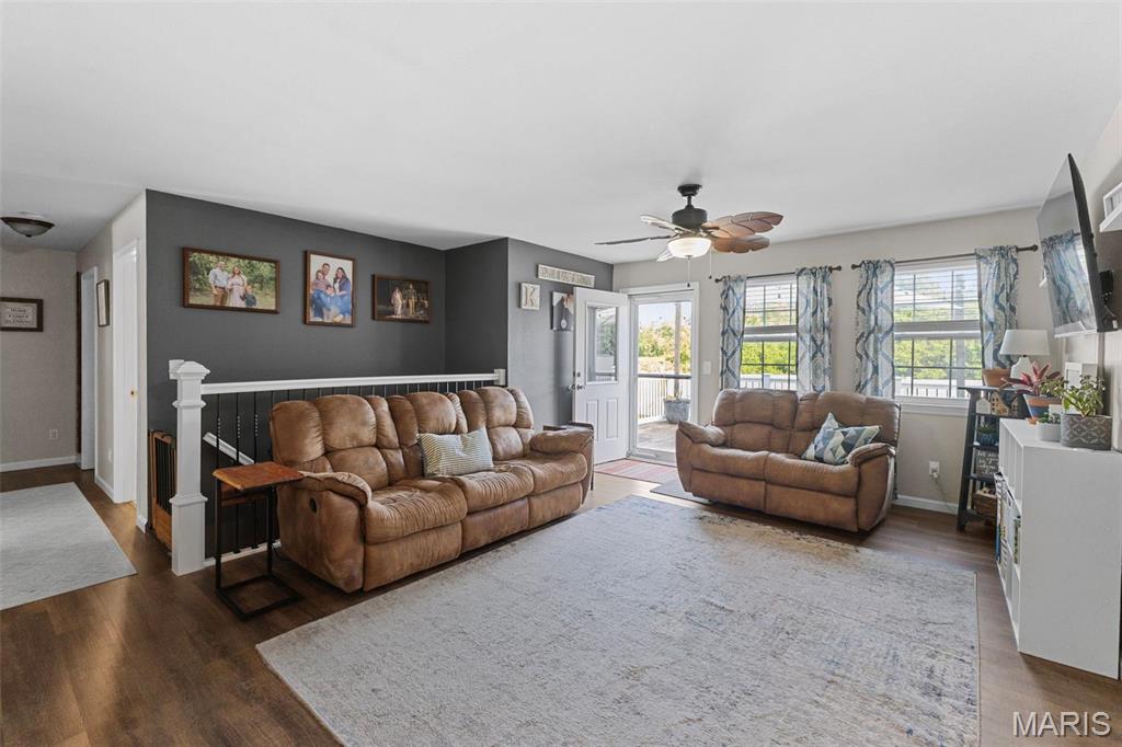 900 Bluffview Drive Dupo, IL 62239 - Photo 11 of 55