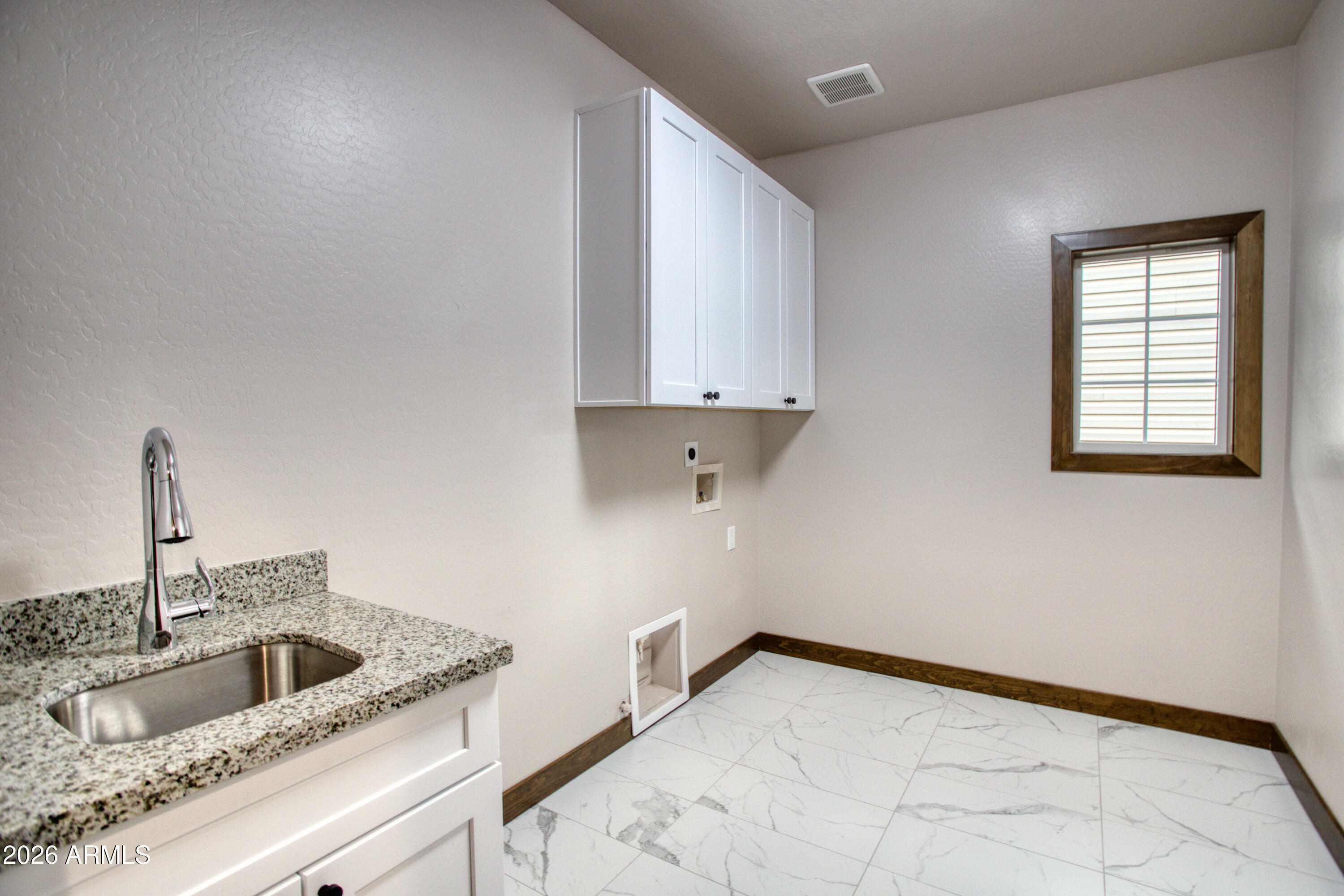 620 Campbell Lane Show Low, AZ 85901 - Photo 25 of 52 UTILITY