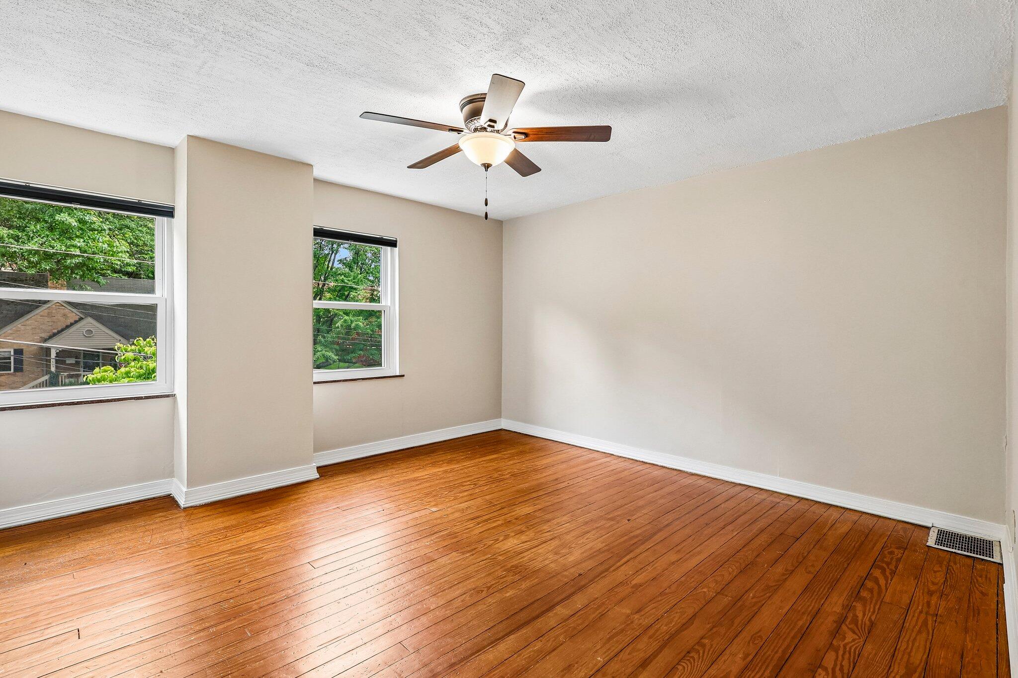 1422 Amsterdam Road Covington, KY 41011 - Photo 24 of 38