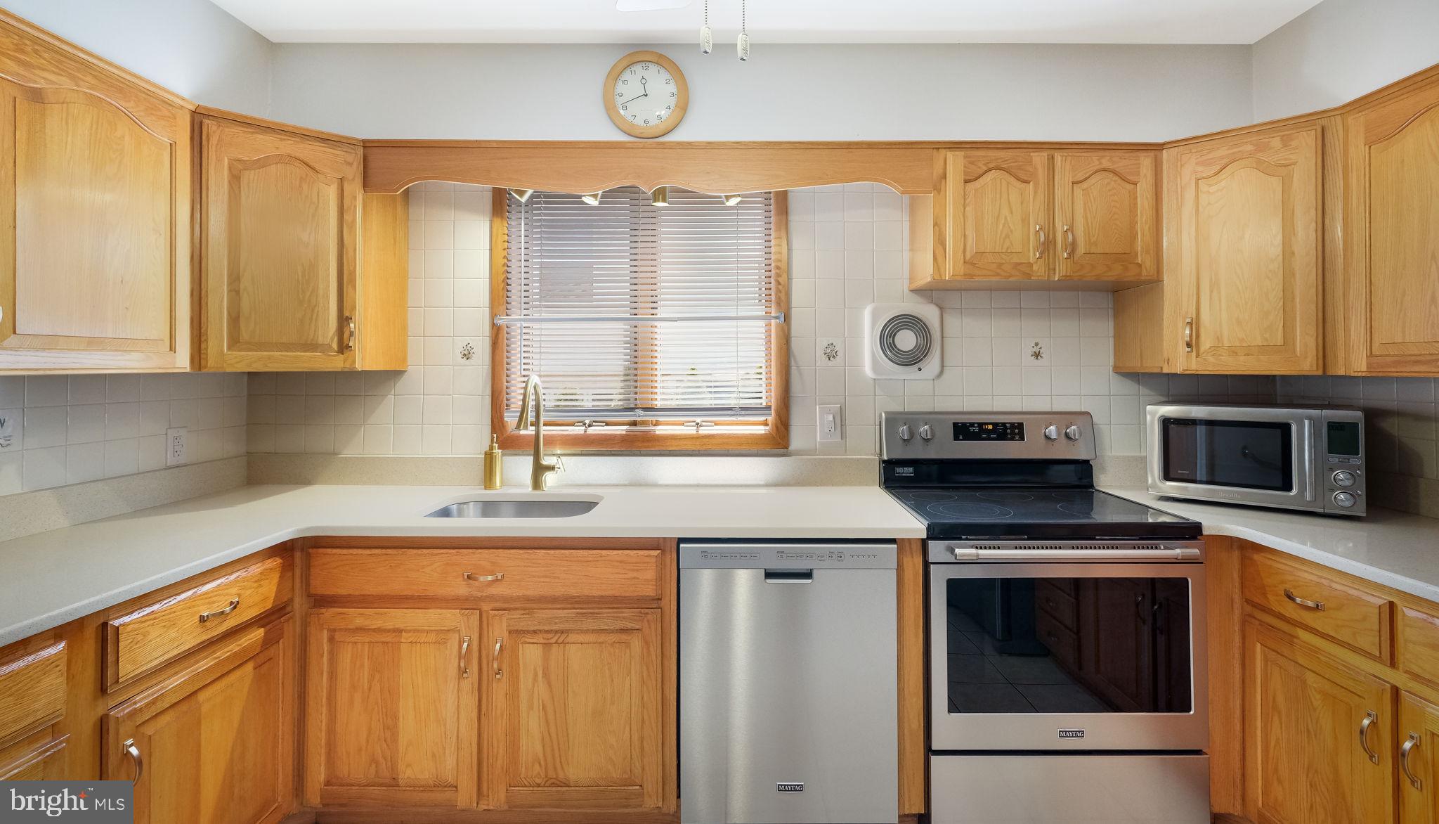 615 West County Line Road Horsham, PA 19044 - Photo 17 of 47