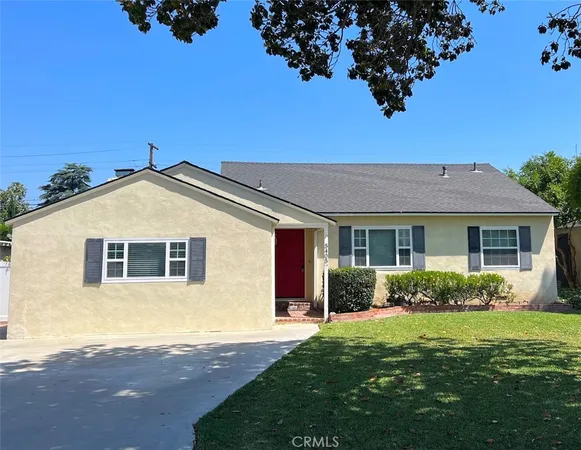 $2,950 | 5405 Granada Avenue, Riverside, CA 92504