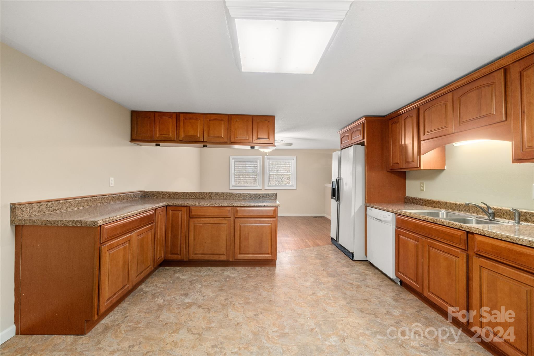 629 Flynn Branch Road Fletcher, NC 28732 - Photo 12 of 48 Gallery Image 12
