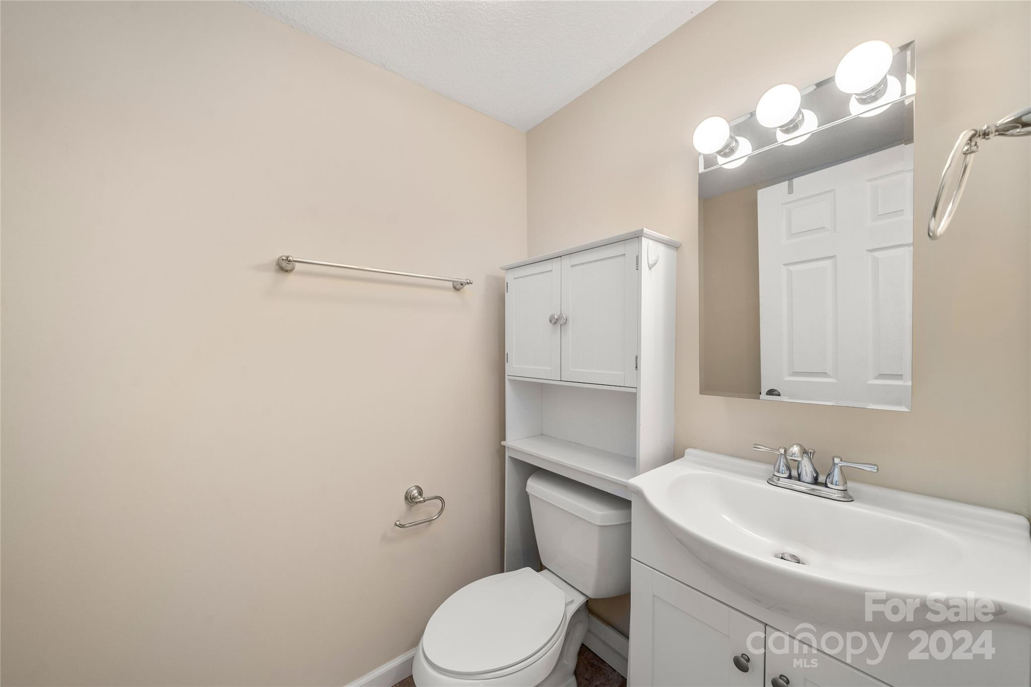 629 Flynn Branch Road Fletcher, NC 28732 - Photo 17 of 48 Gallery Image 17