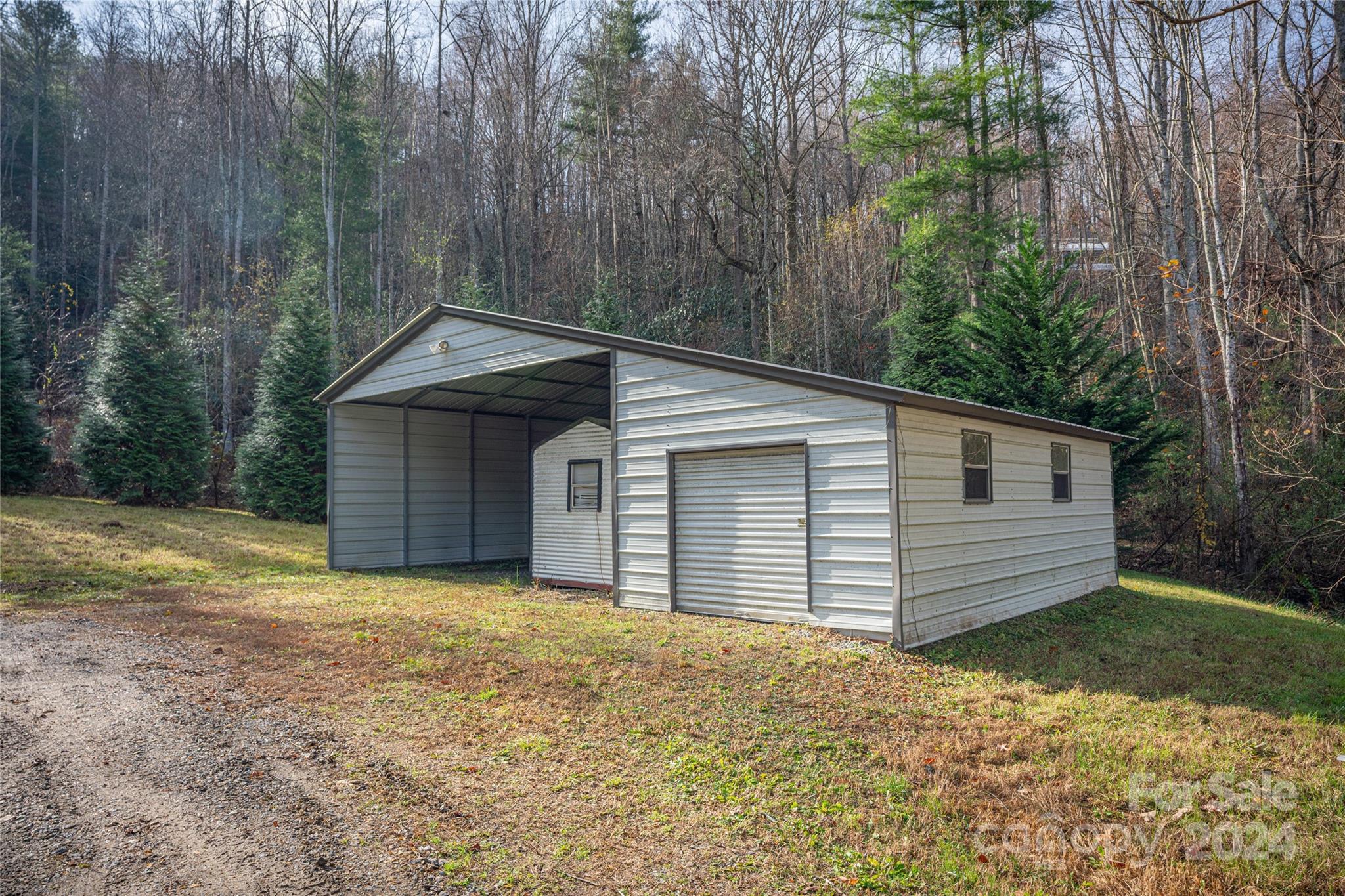 629 Flynn Branch Road Fletcher, NC 28732 - Photo 27 of 48 Gallery Image 27