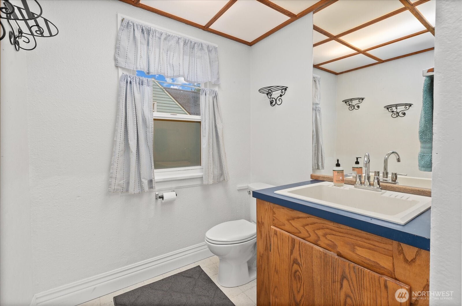 6302 Fleming Street Everett, WA 98203 - Photo 27 of 39