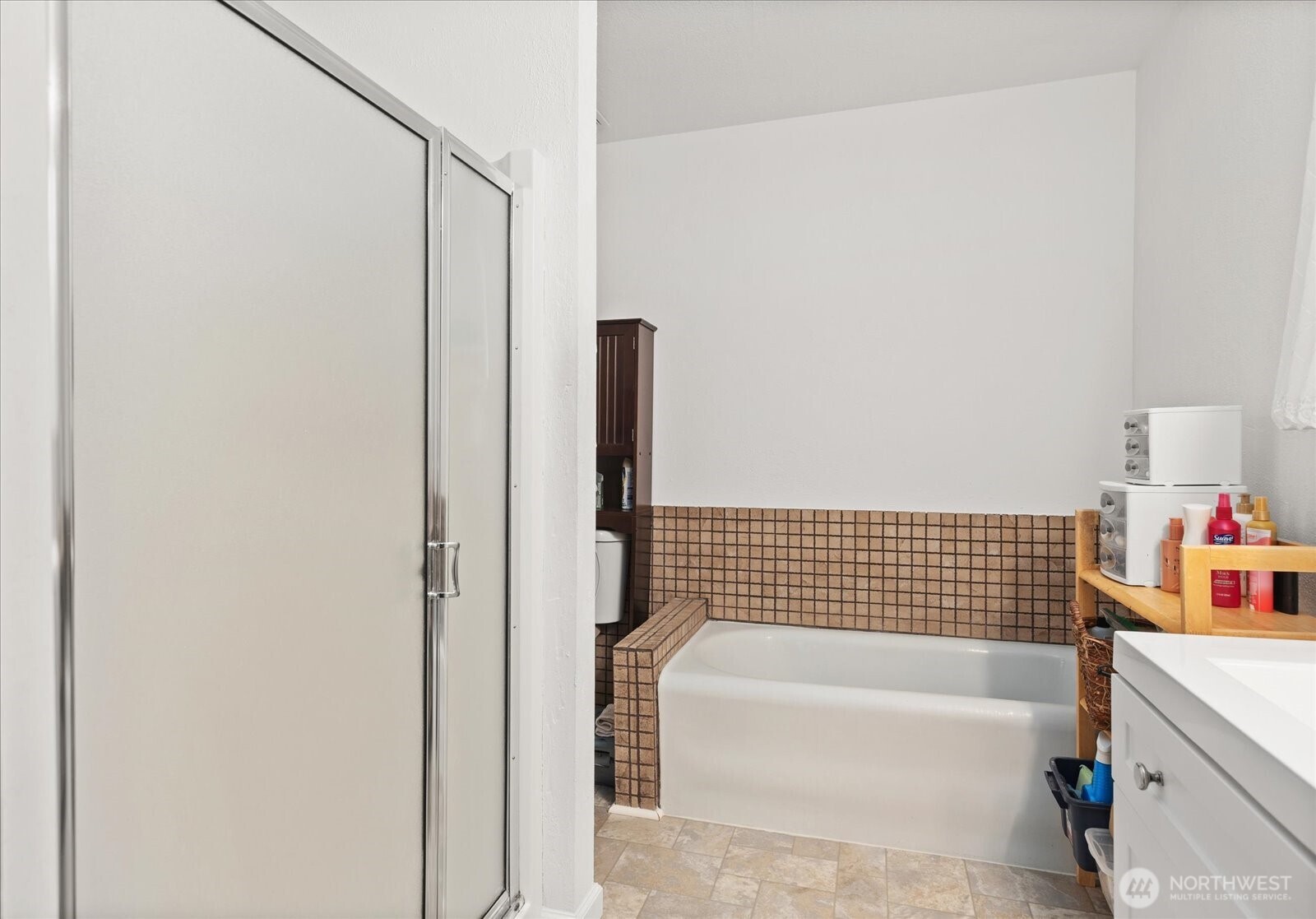 6302 Fleming Street Everett, WA 98203 - Photo 8 of 39