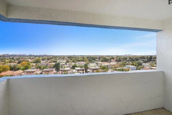$235,000 | 5050 Northwest 7th Street, Unit 806, Miami, FL 33126