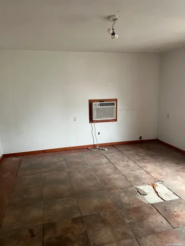 $120,000 | 817 El Paso Street, Sabinal, TX 78881