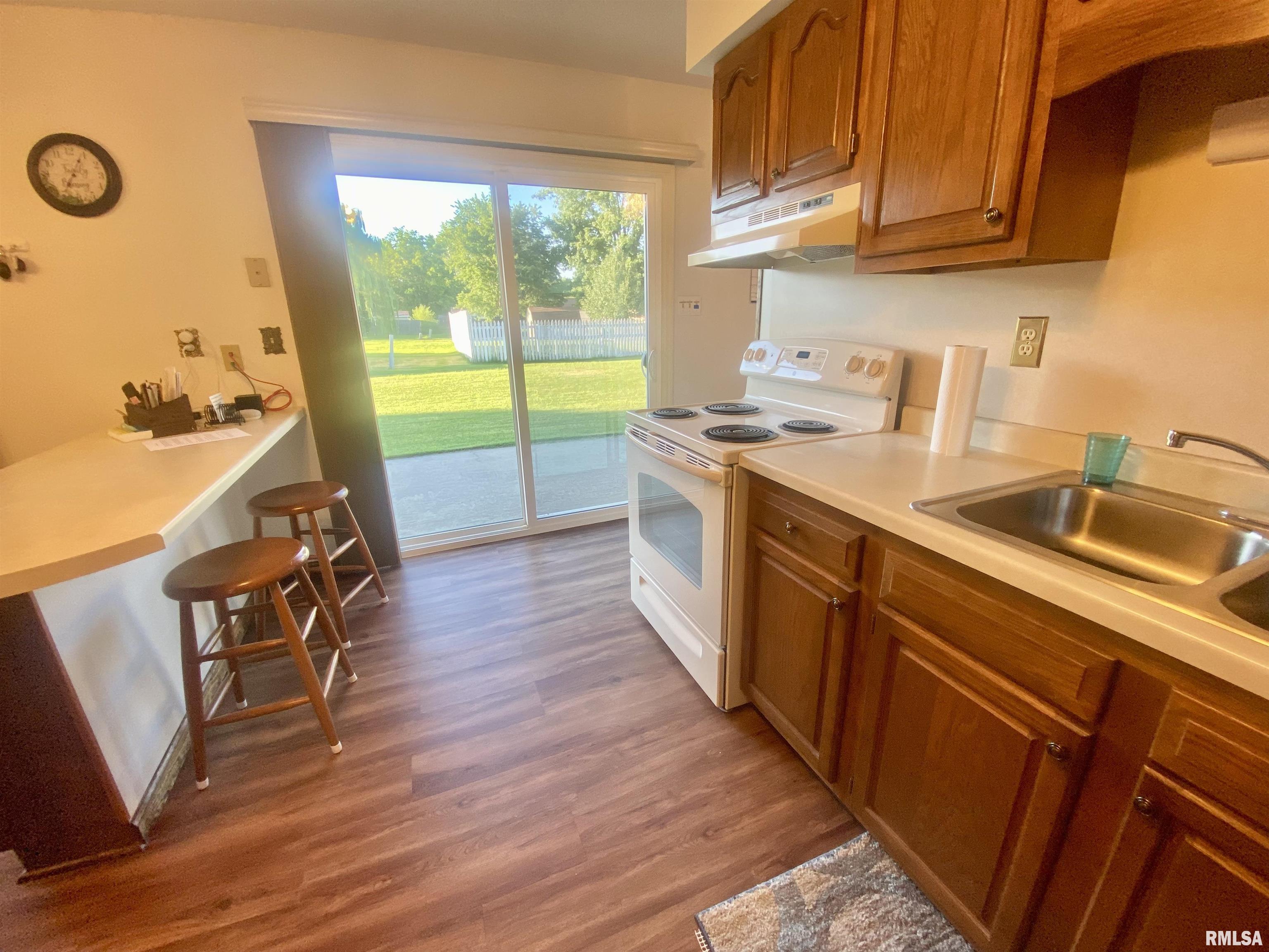 1706 Remington Road Marion, IL 62959 - Photo 12 of 29