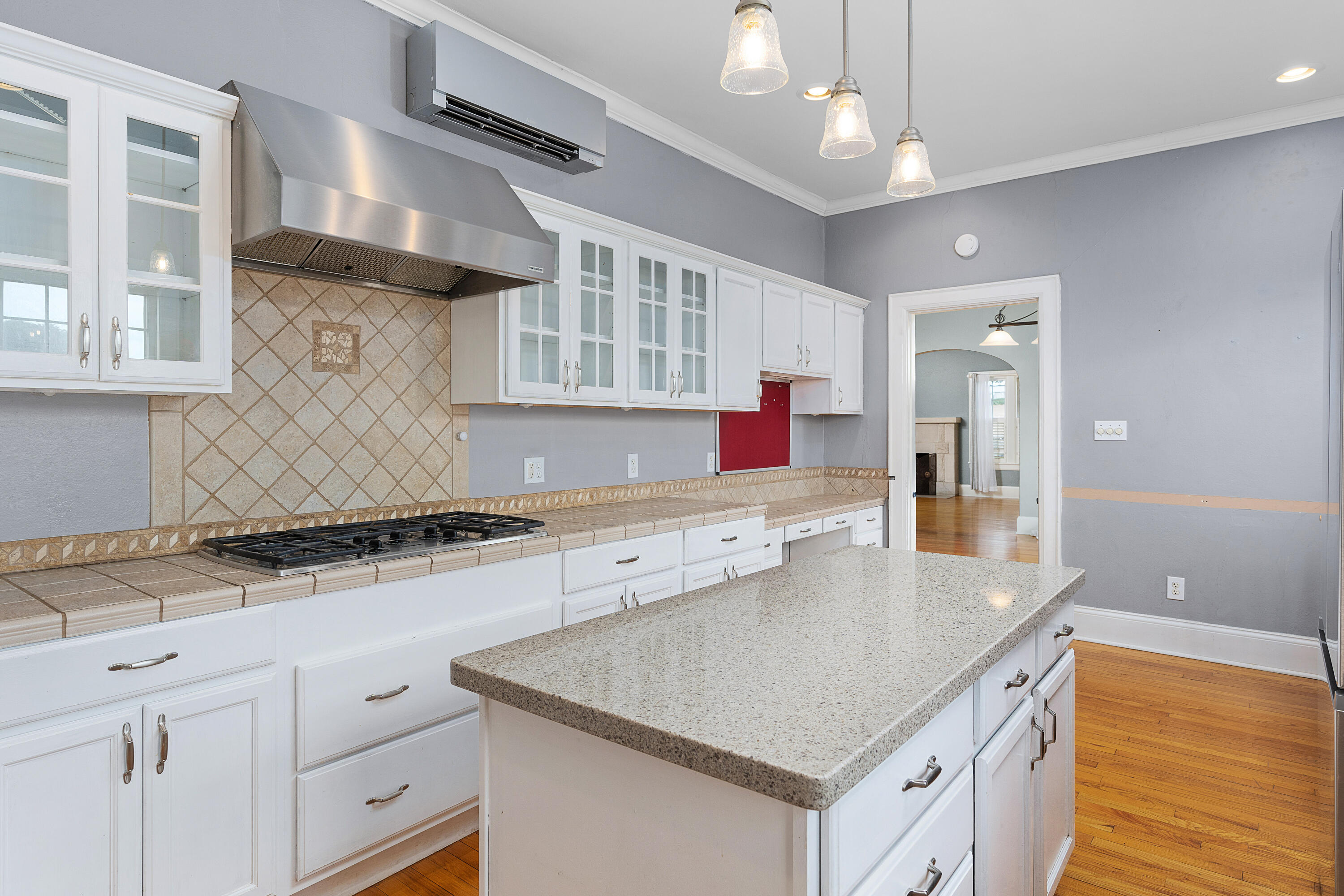 88 South Crest Road Chattanooga, TN 37404 - Photo 18 of 54 33 - 88 S Crest Rd - Interiors