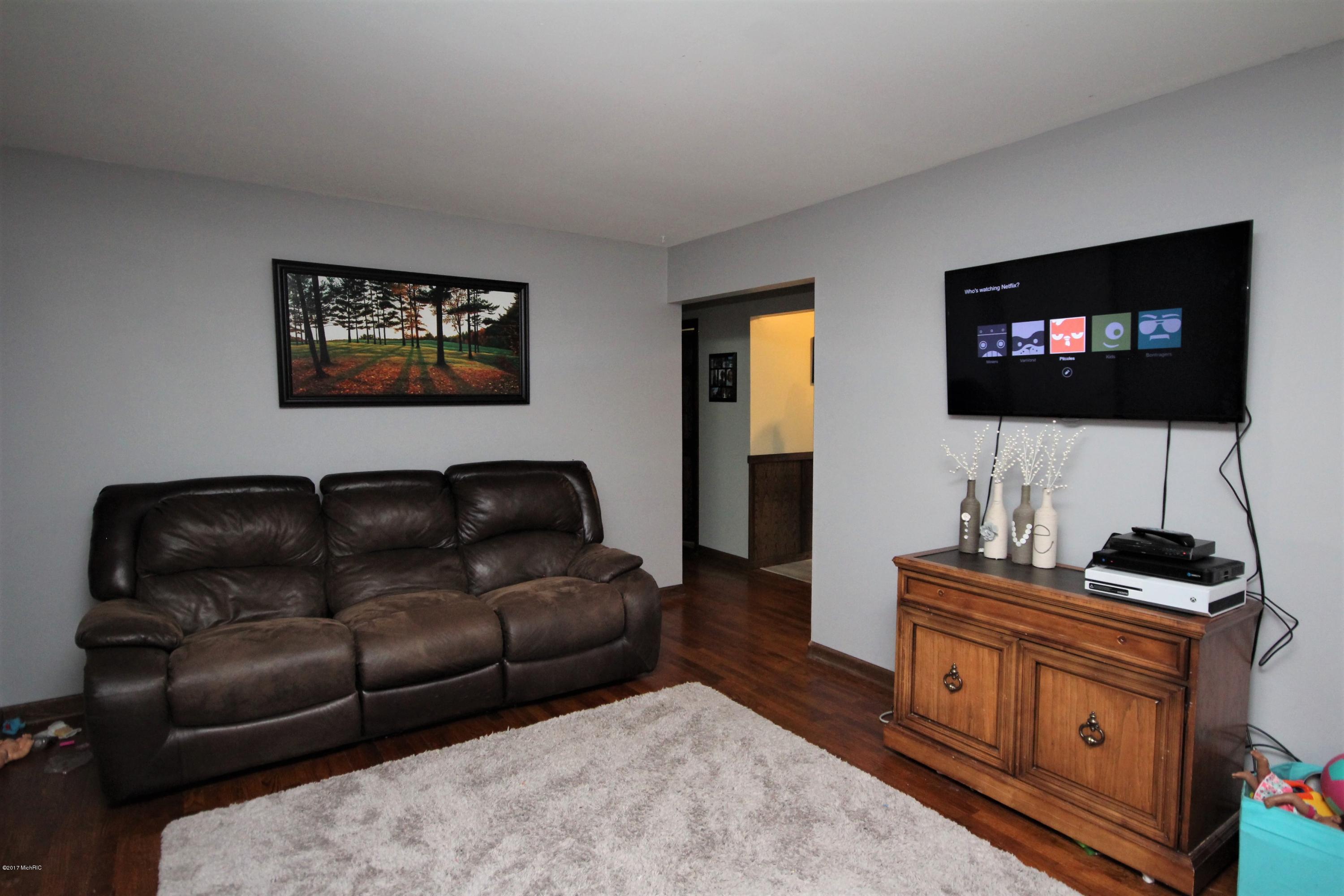 9575 South Sprinkle Road Portage, MI 49002 - Photo 3 of 22 2