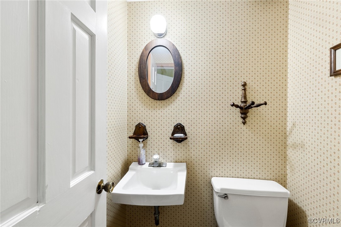 4130 Fordham Road North Chesterfield, VA 23236 - Photo 15 of 26 Gallery Image 15