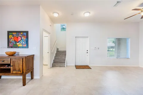 $365,000 | 2343 Southeast 16th Place, Homestead, FL 33035