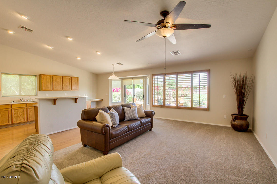 1608 East Beverly Road Phoenix, AZ 85042 - Photo 8 of 46 07-Beverly
