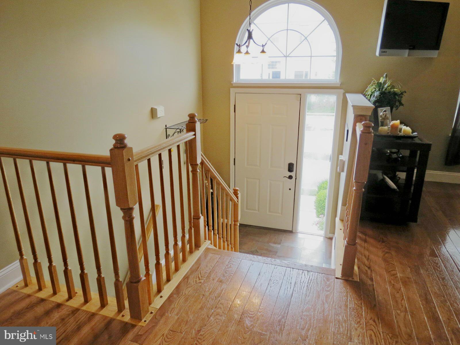 1502 Rambling Way South Frederick, MD 21701 - Photo 3 of 27 Foyer / Entryway