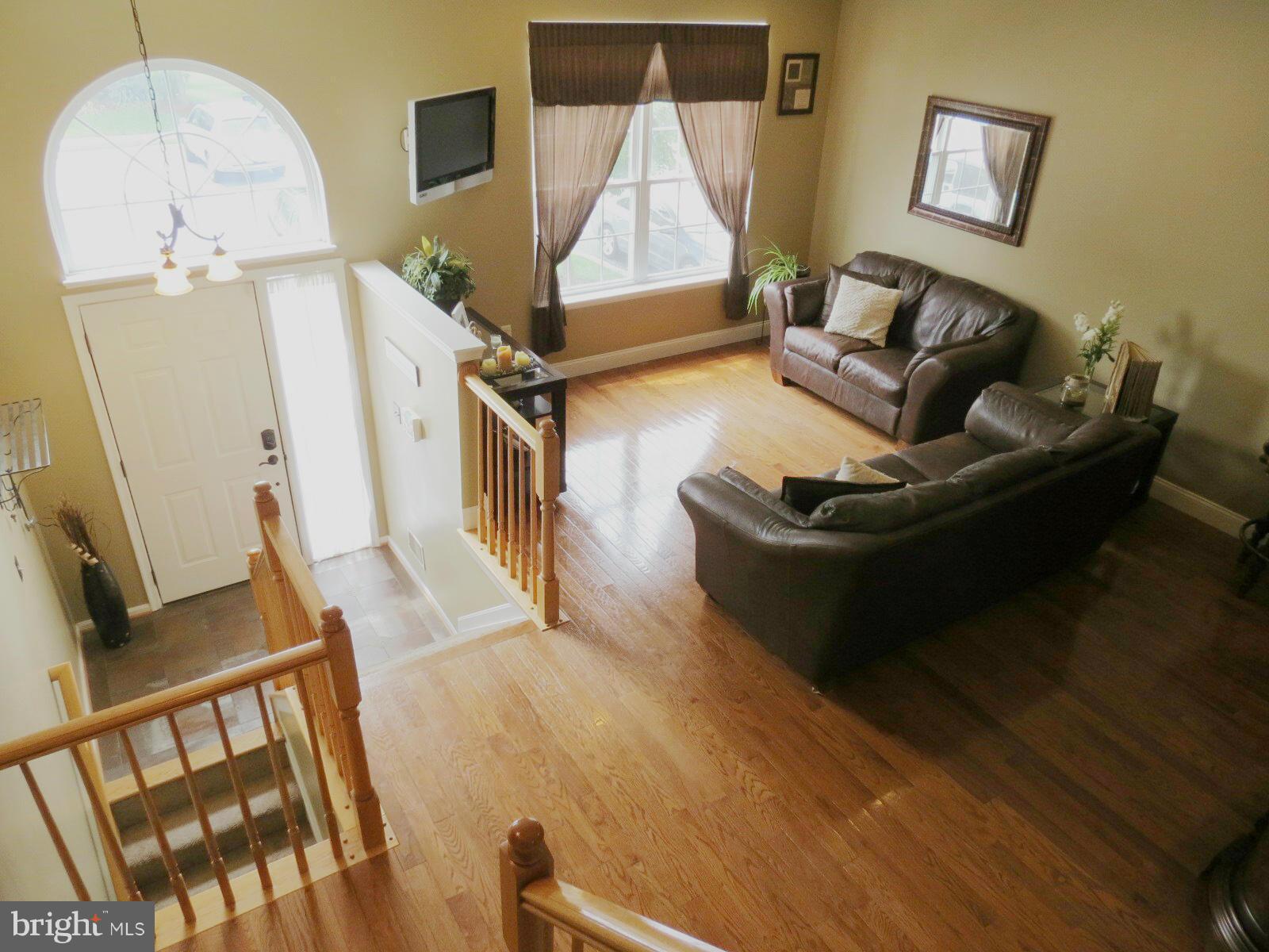 1502 Rambling Way South Frederick, MD 21701 - Photo 4 of 27 Living Room