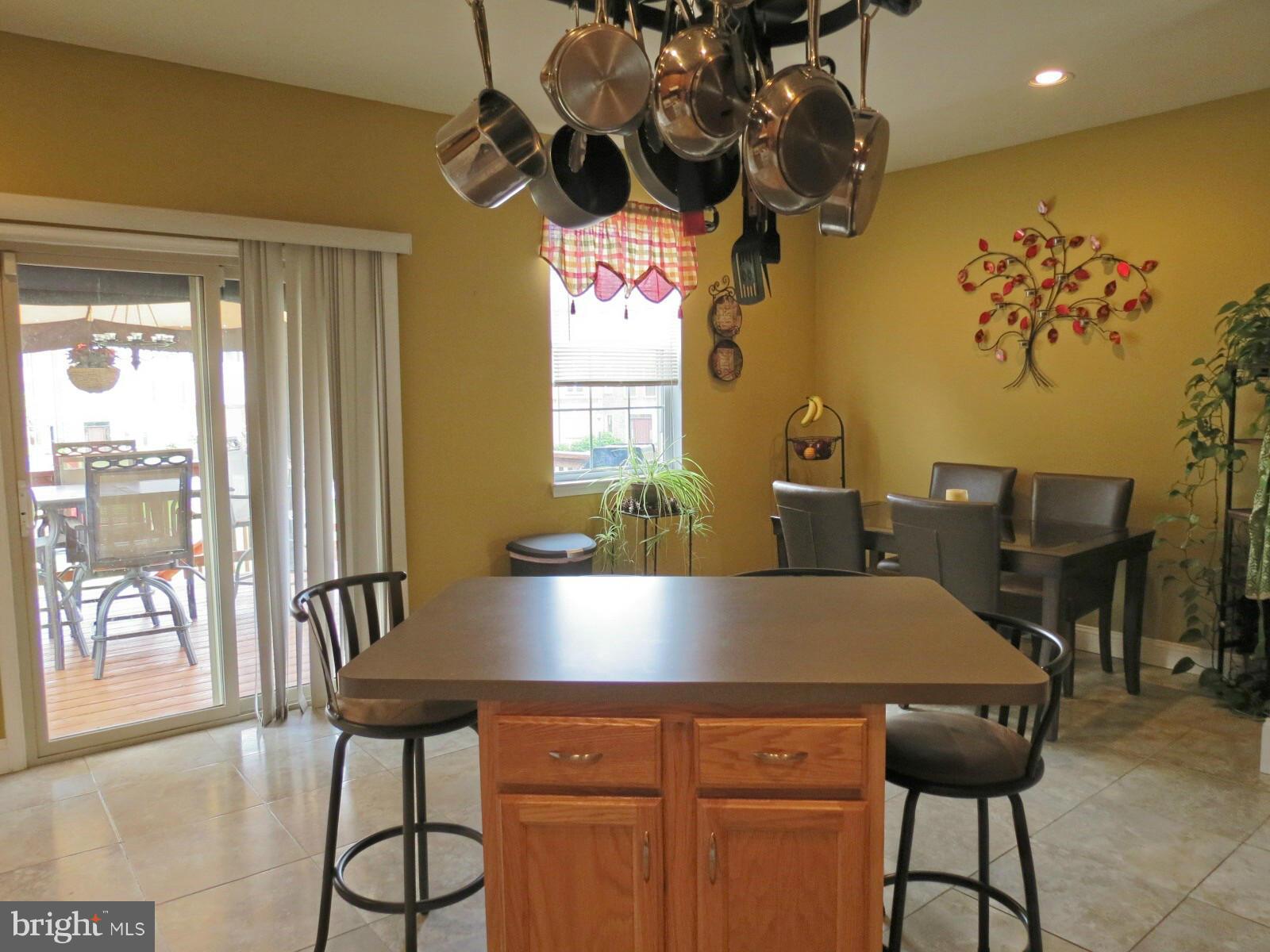 1502 Rambling Way South Frederick, MD 21701 - Photo 8 of 27 Kitchen