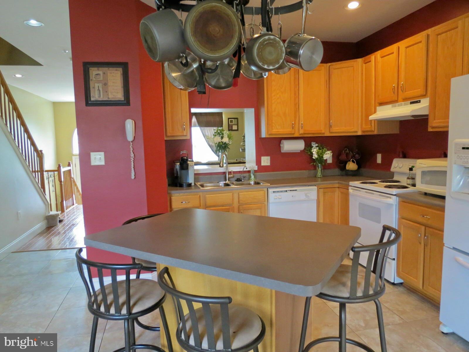 1502 Rambling Way South Frederick, MD 21701 - Photo 9 of 27 Kitchen