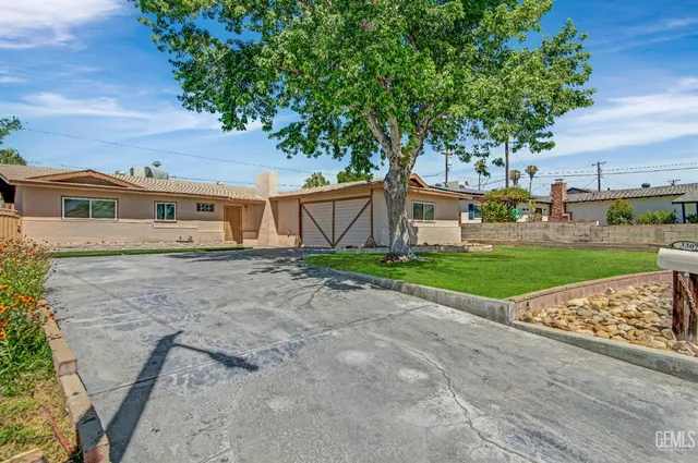 $325,000 | Undisclosed Address, Bakersfield, CA 93308