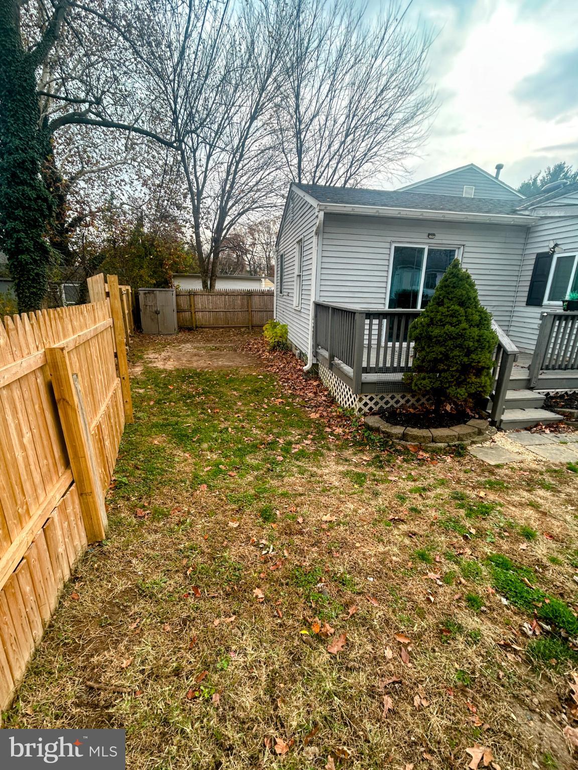 787 Pennsylvania Avenue Wallingford, PA 19086 - Photo 4 of 26 a view of backyard of house