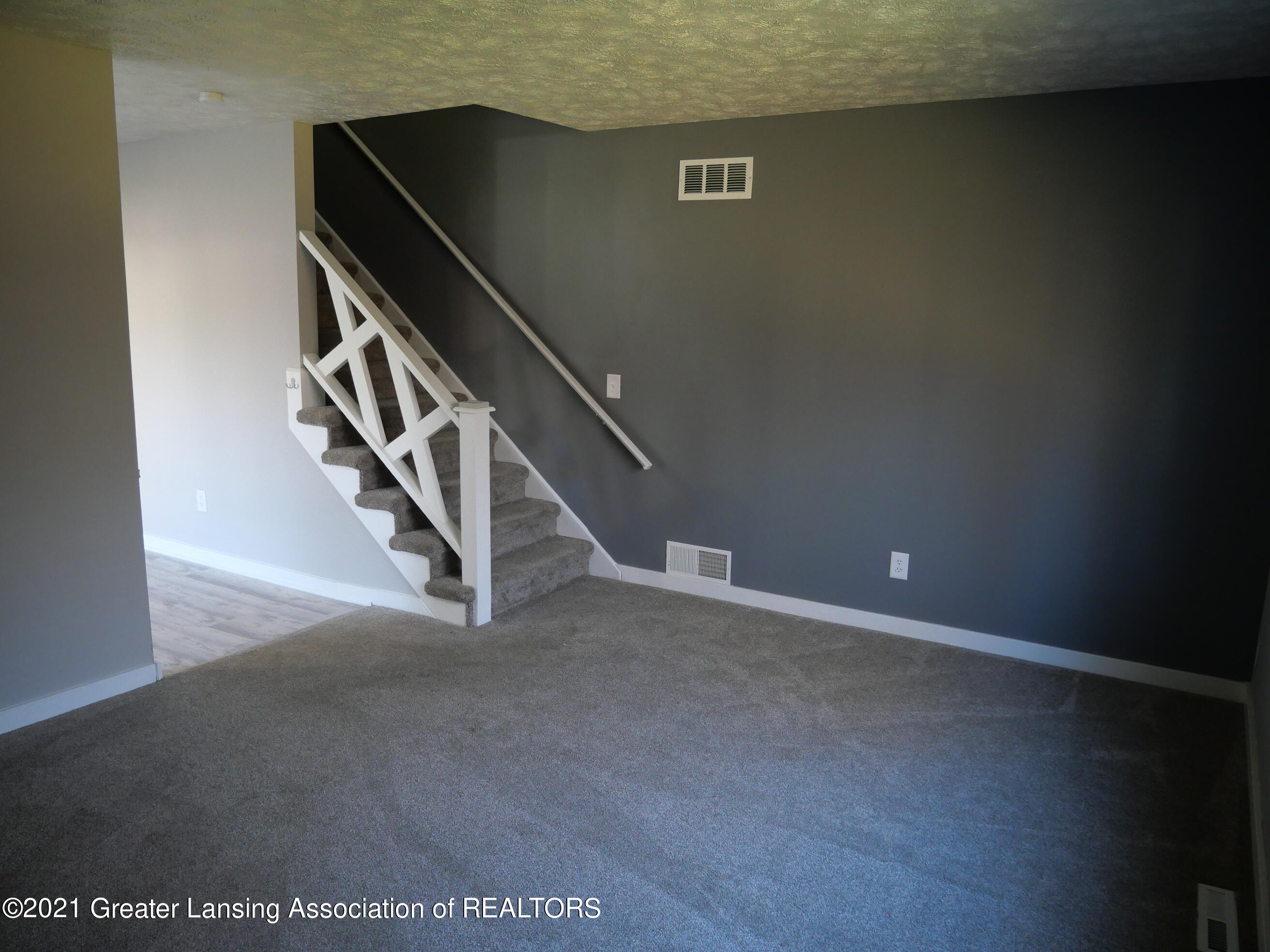 12526 South Beardslee Road Perry, MI 48872 - Photo 9 of 41 P1000514