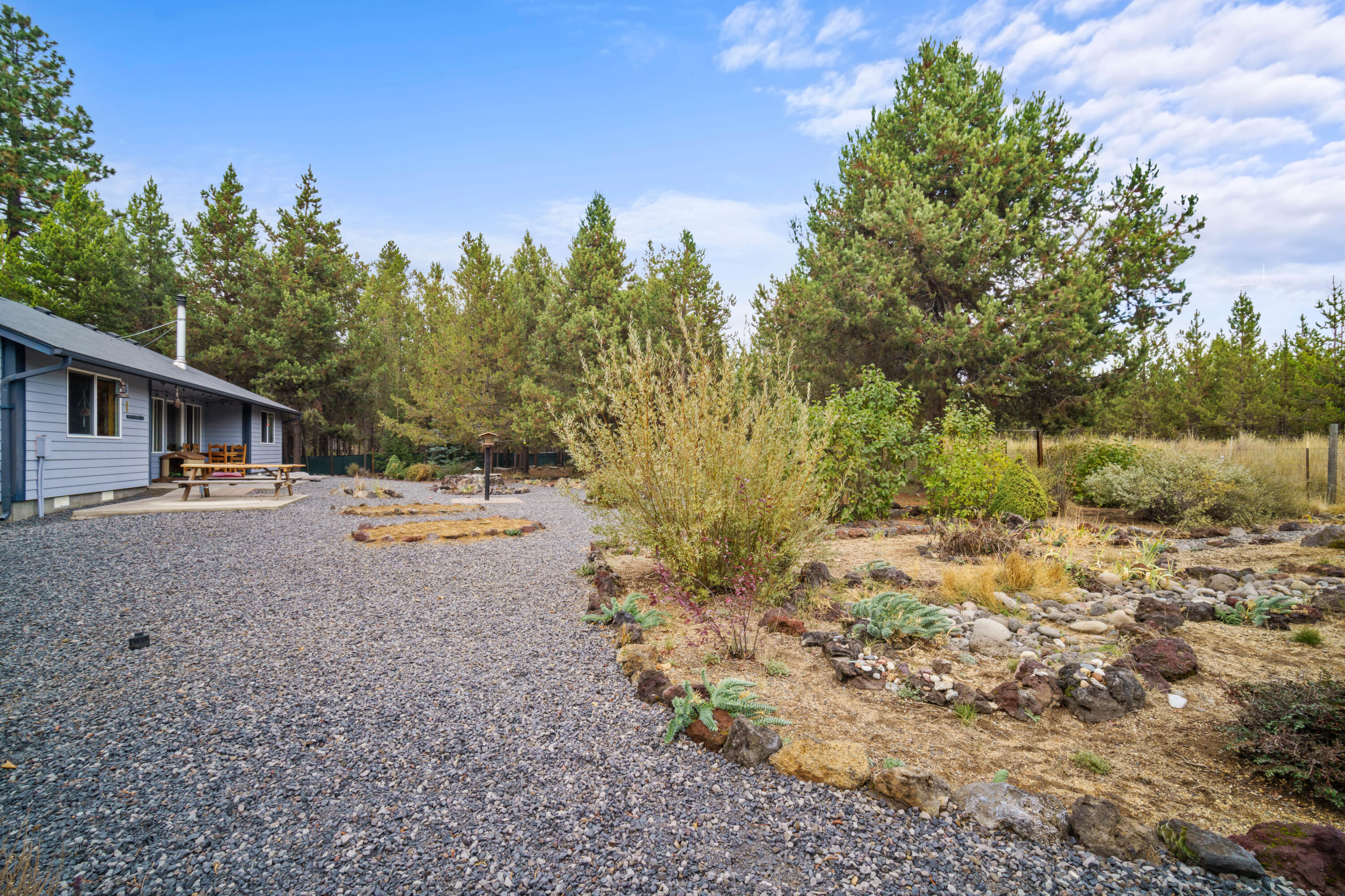 55884 Black Duck Road Bend, OR 97707 - Photo 25 of 41 55884 Black Duck-29