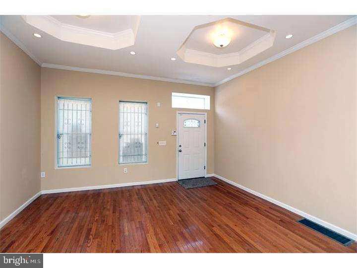 1305 North 19th Street Philadelphia, PA 19121 - Photo 3 of 9