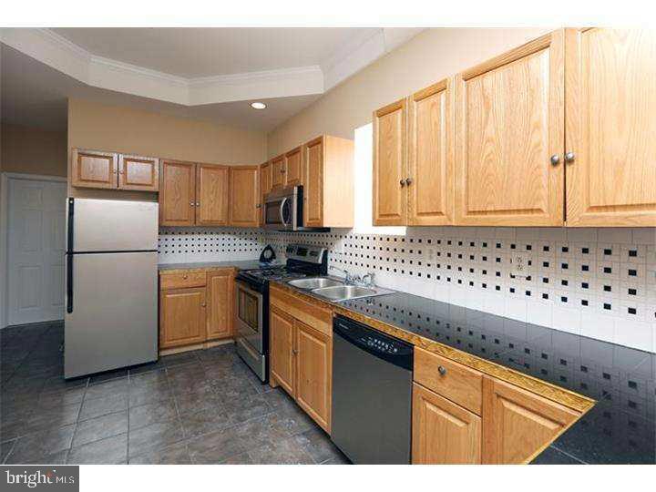 1305 North 19th Street Philadelphia, PA 19121 - Photo 4 of 9